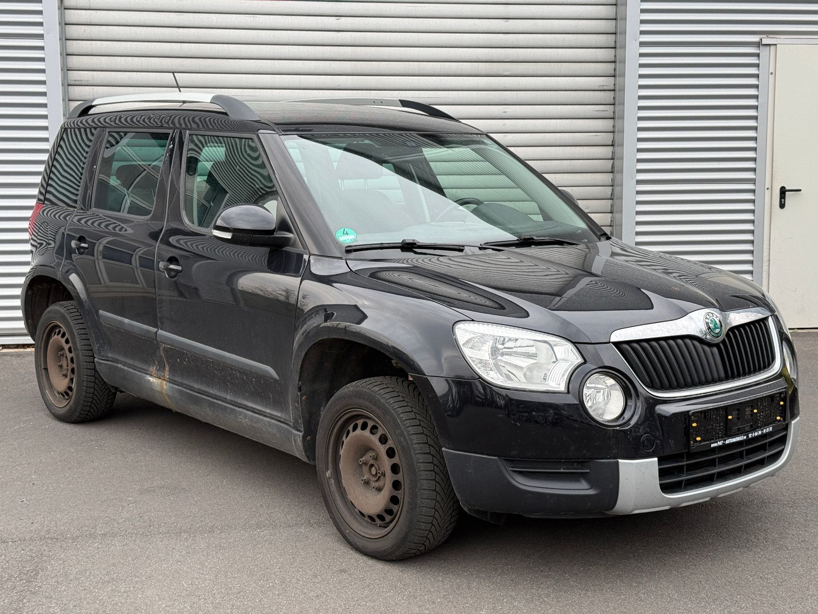 Fahrzeugabbildung SKODA Yeti Ambition Plus Edition AHK SHZ PDC GRA Klima