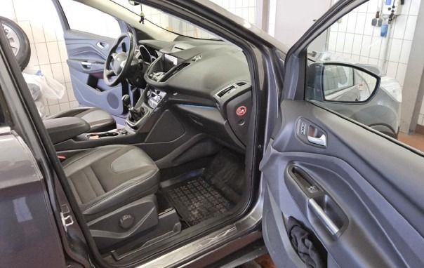 Fahrzeugabbildung Ford Kuga 1.5EcoBoost Individual XENON NAVIGATION 1HD