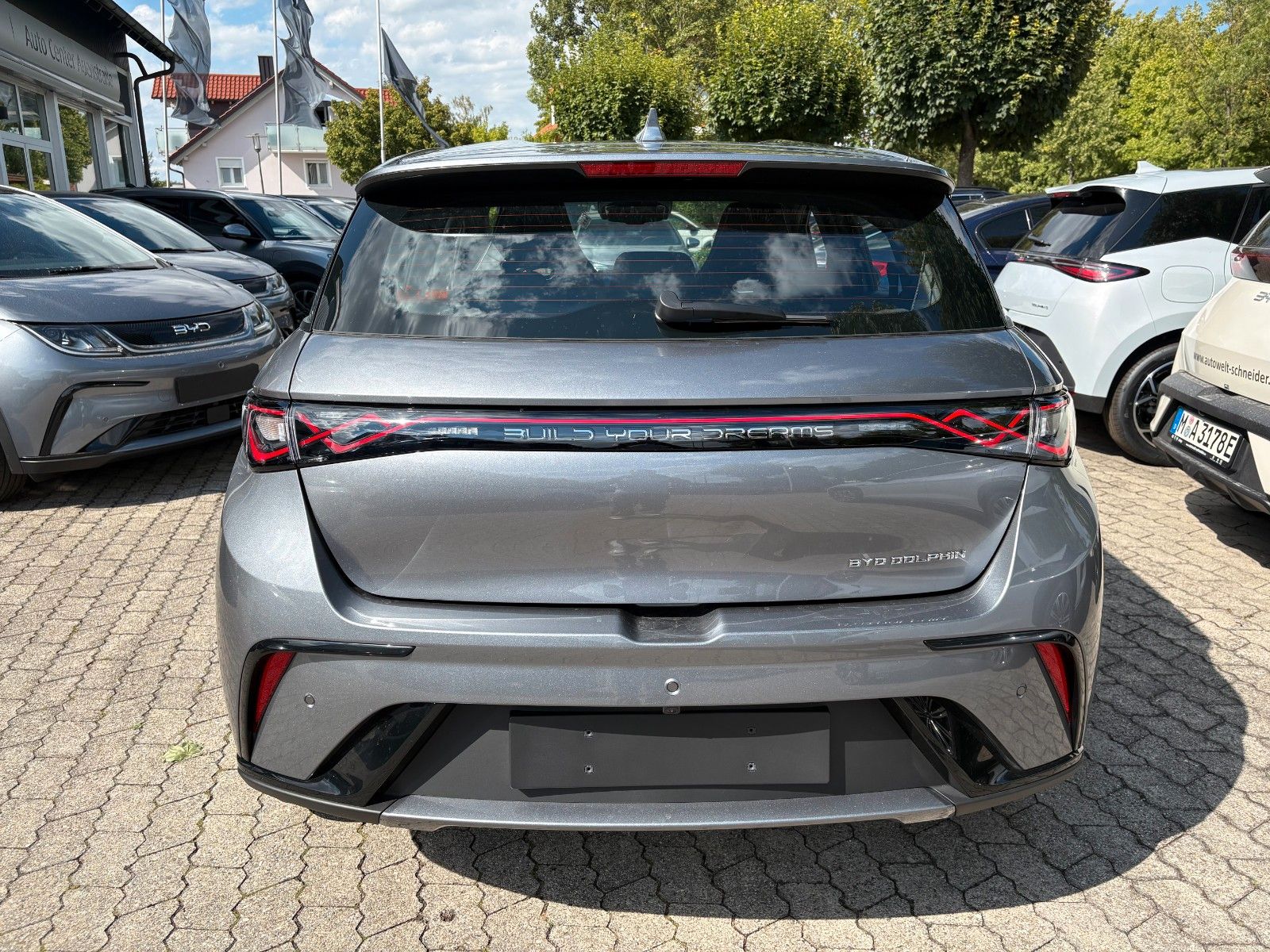 BYD DOLPHIN
