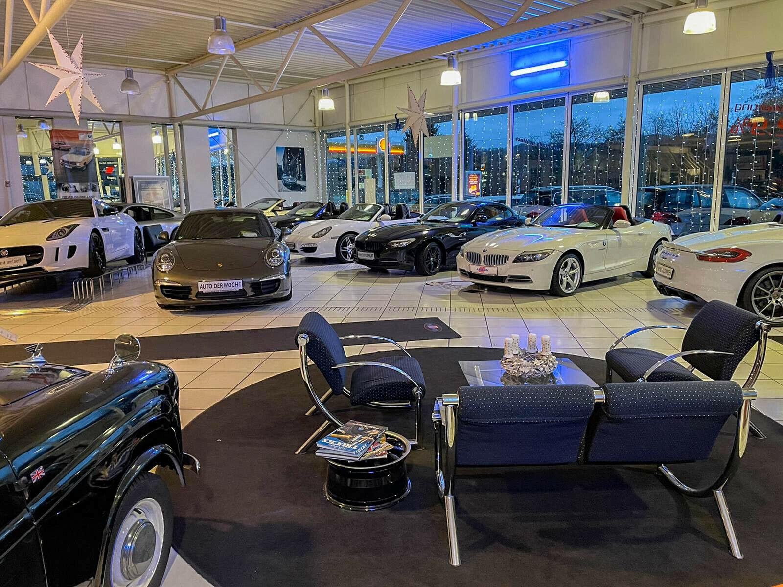 showroom-image-main