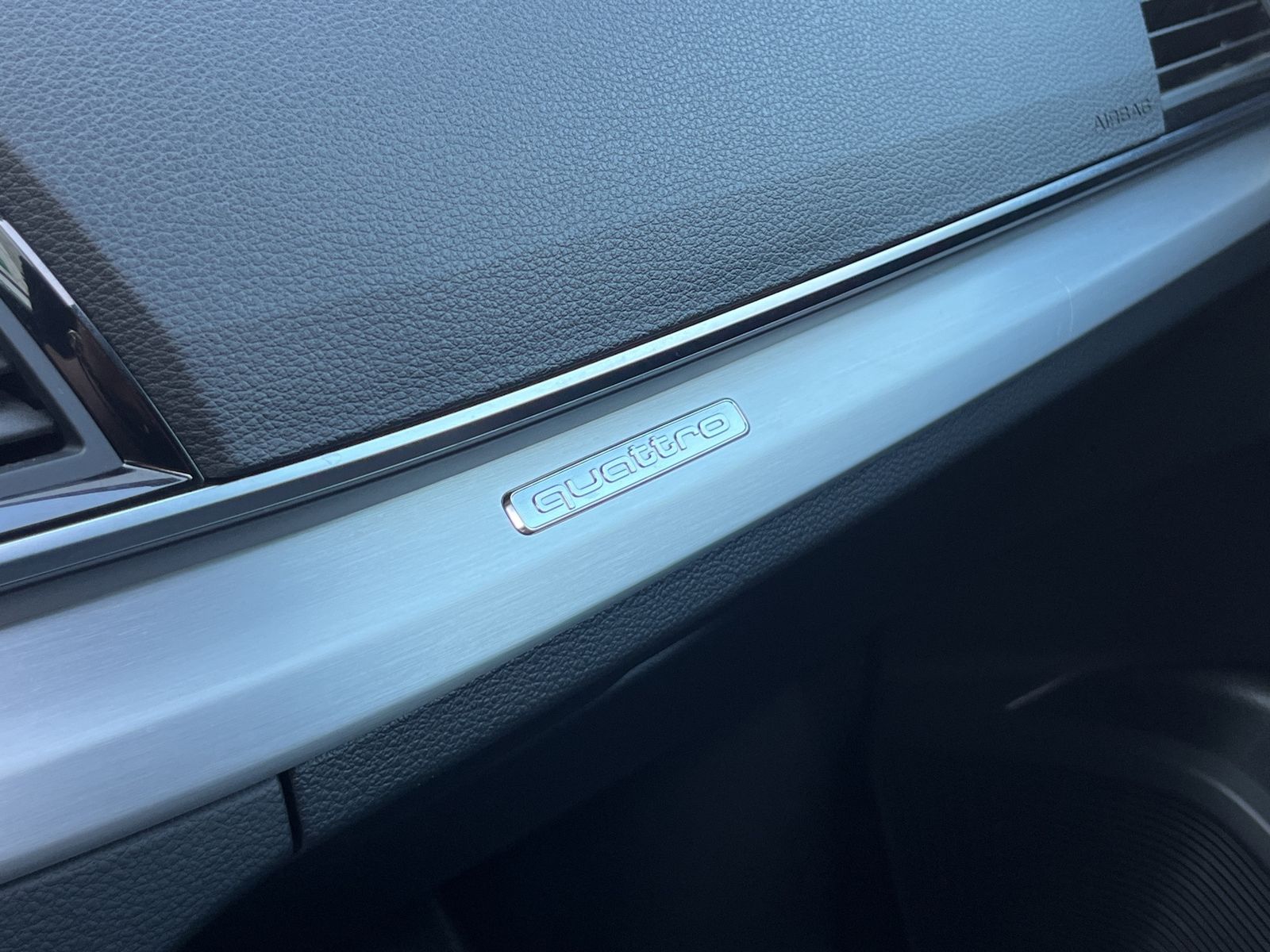 Fahrzeugabbildung Audi SQ5 3,0L Sportback*Pano*22"*B&O*ViCo*Blackline*