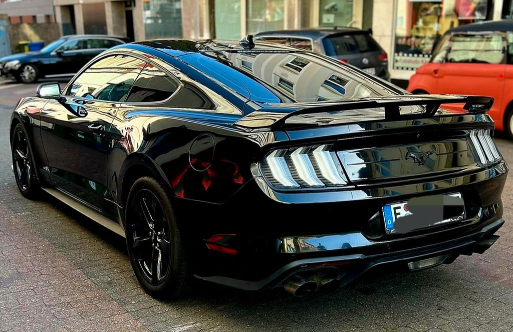 Image of Ford Mustang