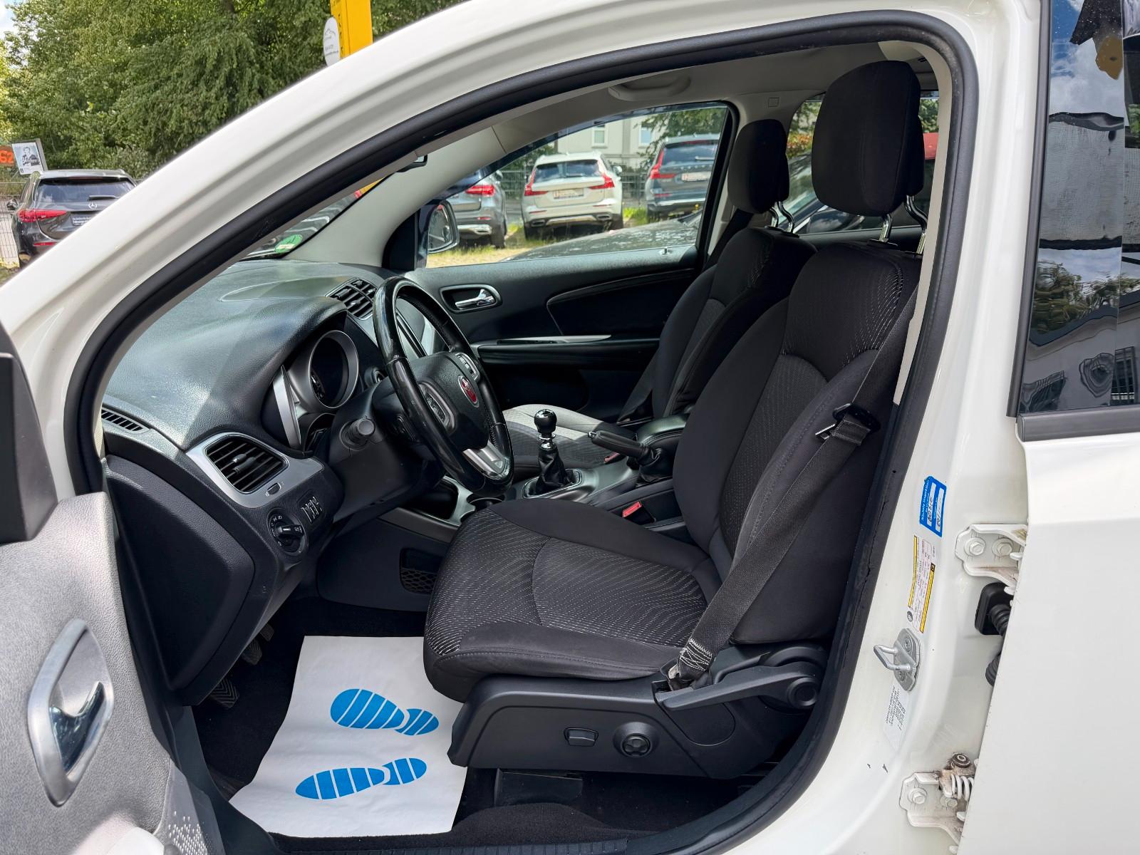 Fiat Freemont AHK/PDC/ALLWETTER/7-SITZER/TÜV 05.2028