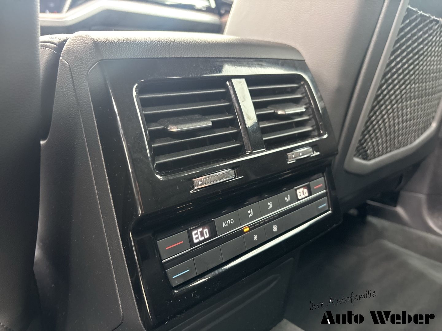 Volkswagen Touareg - Bild 18