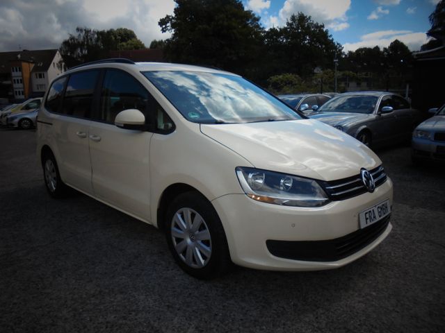 Volkswagen Sharan 2,0 TDI 7 Sitze DSG Navi Kamera