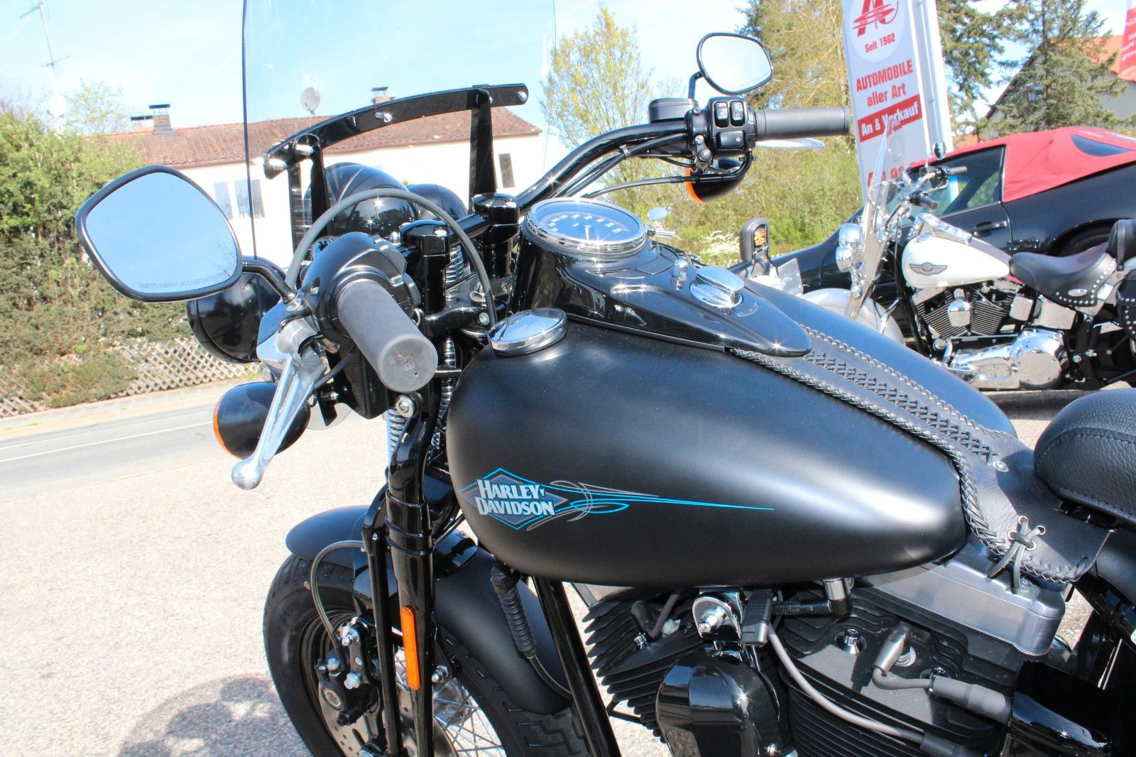 FLSTSB Softail Cross Bones Springer