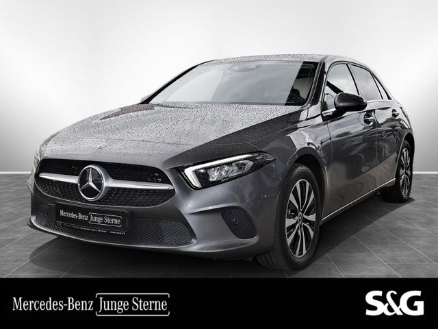 MERCEDES-BENZ A 250 e Style AHK+TOTWINKEL+MEMORY+CARPLAY+17"