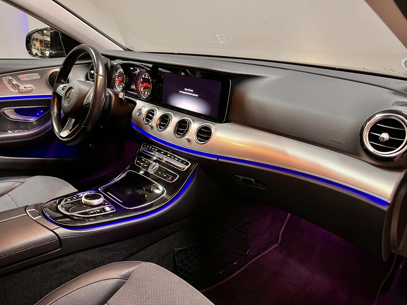 Mercedes-Benz E 200 EXCLUSIVE*9G*AMBIENTE*NAVI*R-KAMERA*77TKM*