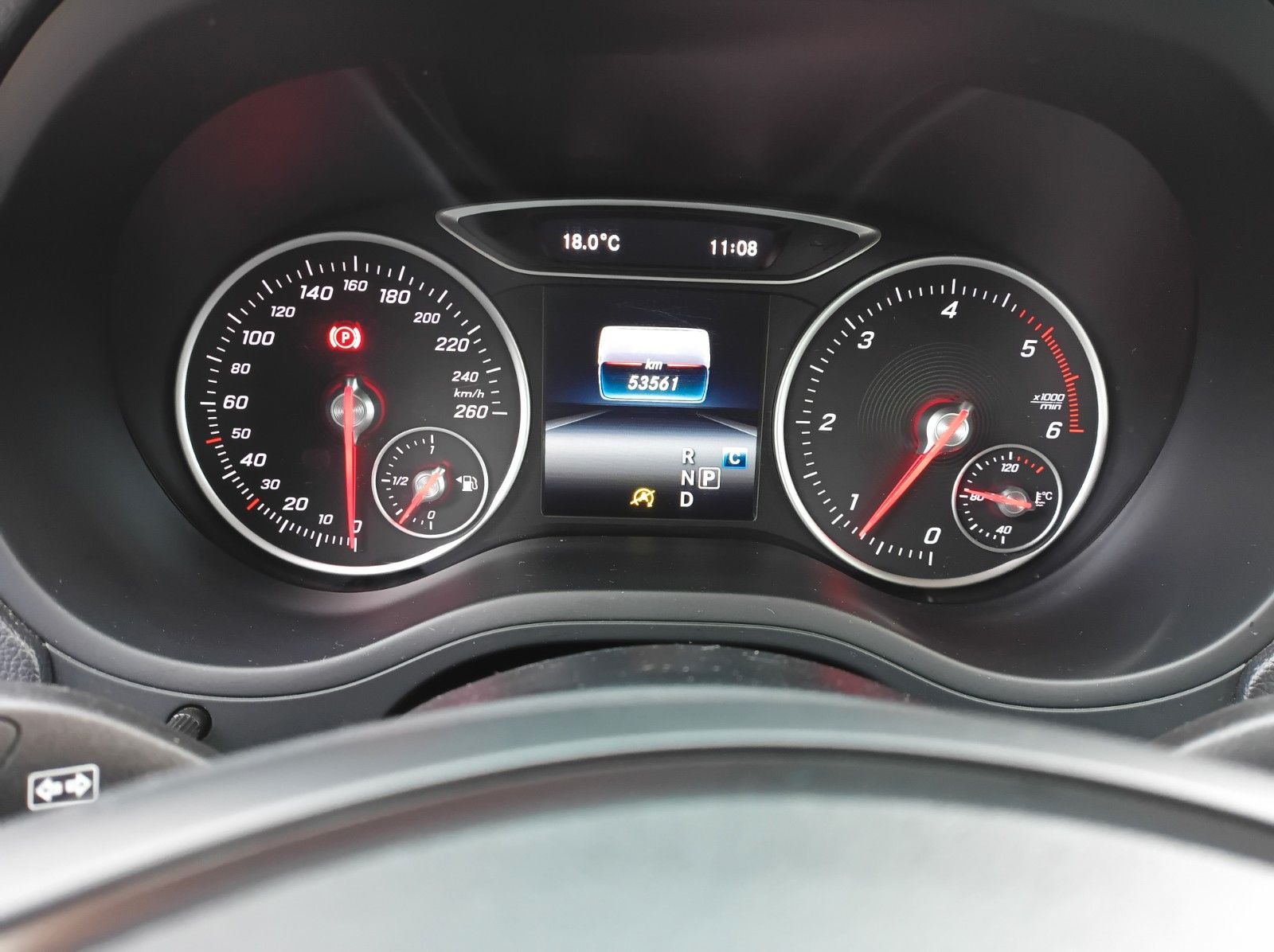 Fahrzeugabbildung Mercedes-Benz B 200d*ALLRAD+AHK+8FACH+BUSINESS+WENIG KM+INSPEK