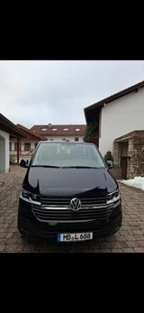 Volkswagen T6 Caravelle Top gepflegt aus 1ster Hand - schwarze Volkswagen T6 Caravelle