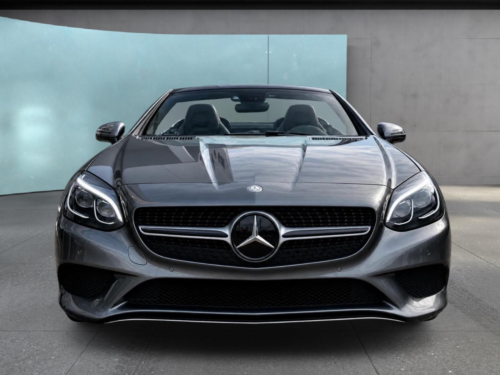 Mercedes-Benz SLC 300 AMG LINE*ILS*PANORAMA*LEDER*NAVI