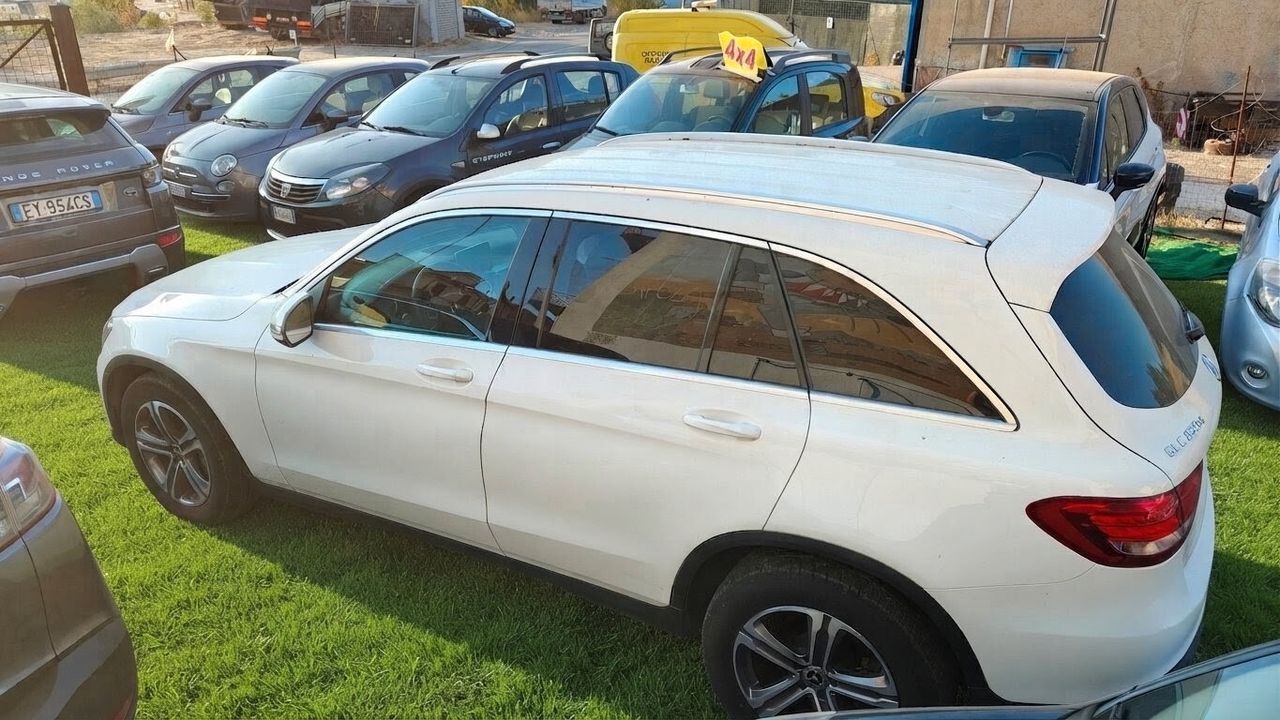 Mercedes-Benz GLC 250d 4Matic Automatico Exclusi imagem 3