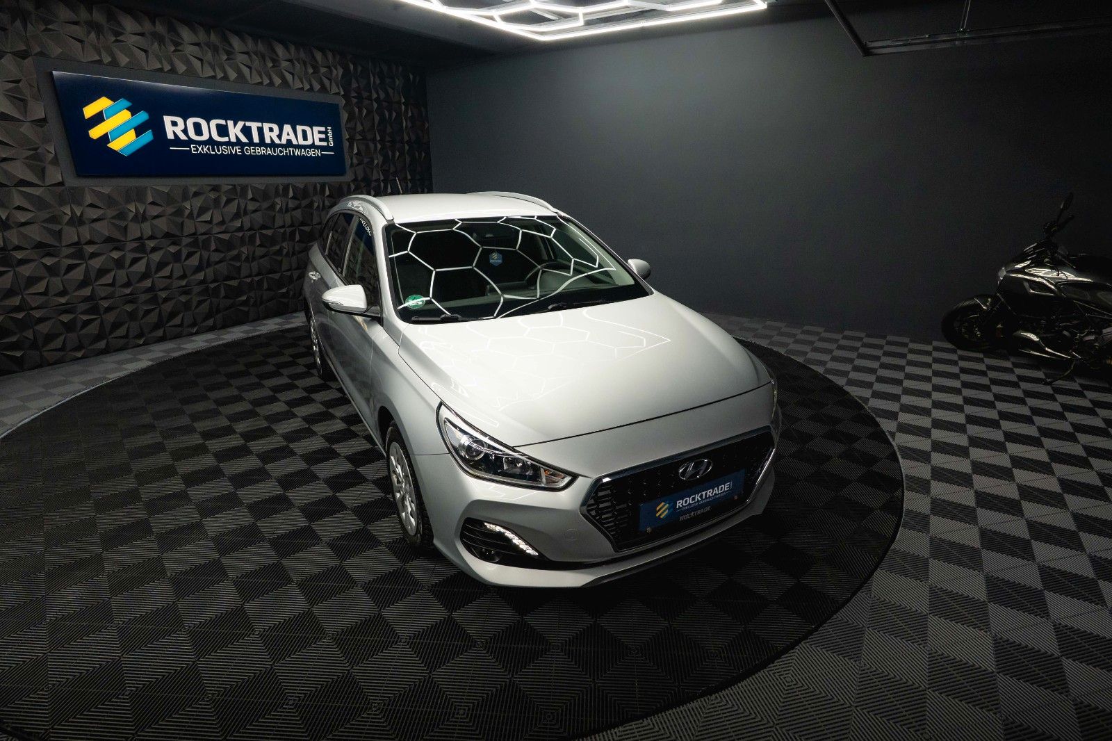 Fahrzeugabbildung Hyundai i30 cw Select Sport *1.Hand*Top Zustand*Klima*