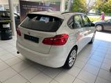 BMW 225 Baureihe 2 Active Tourer 225 xe Advantage - BMW mit Hybrid-Antrieb: Active Tourer