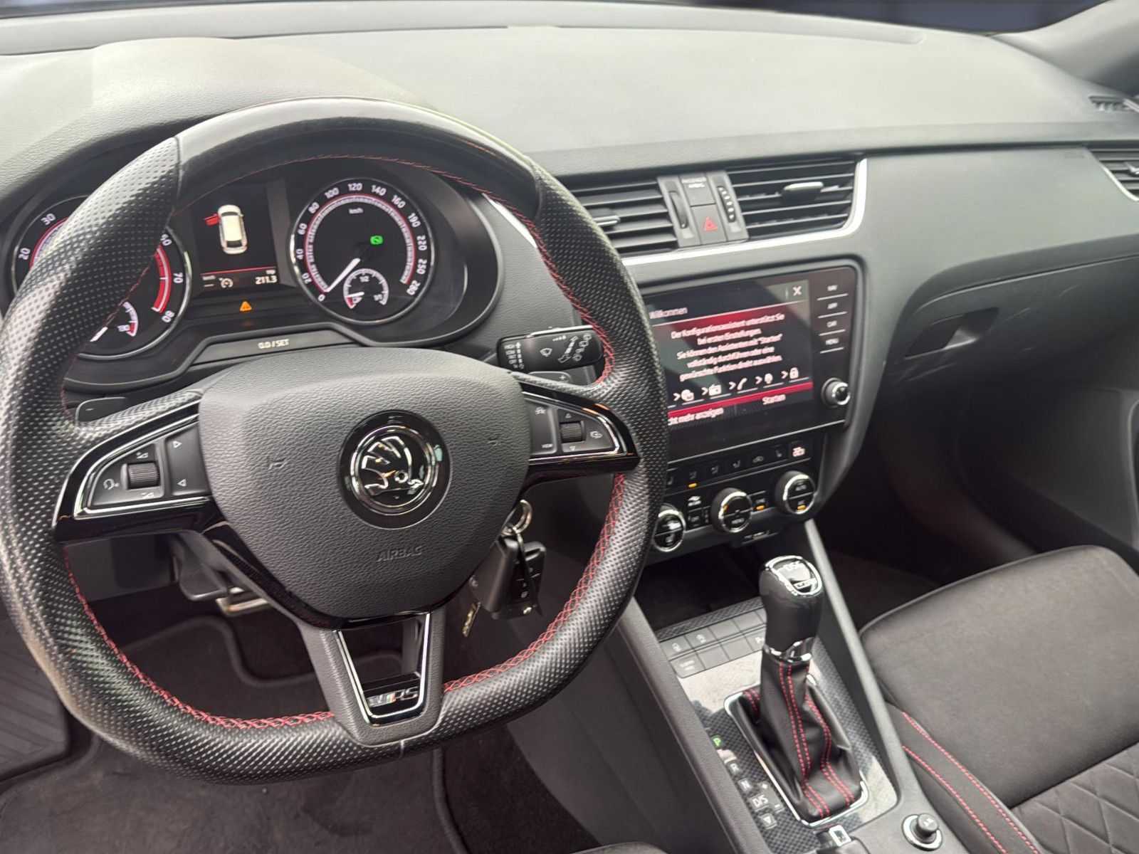 Fahrzeugabbildung SKODA Octavia Combi RS 245 / AHK/Unfallfrei