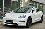 Tesla Model 3 Long Range AWD 18" AHK wenig KM !! - Tesla Model 3 AHK Gebrauchtwagen