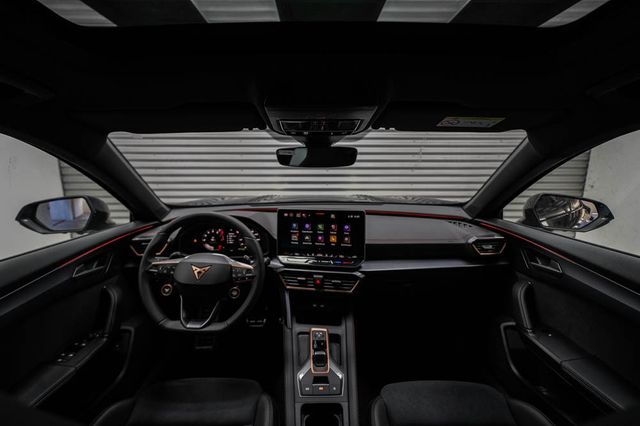 Formentor VZ 2.0TSI 333PS DSG 4D AHK/MATRIX/PANO