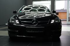 MERCEDES-BENZ C 63 AMG Coupe*H&K*PANO*LEDER*LED*MEMORY*DISTRON MERCEDES-BENZ C 63 AMG Coupe*H&K*PANO*LEDER*LED*MEMORY*DISTRON