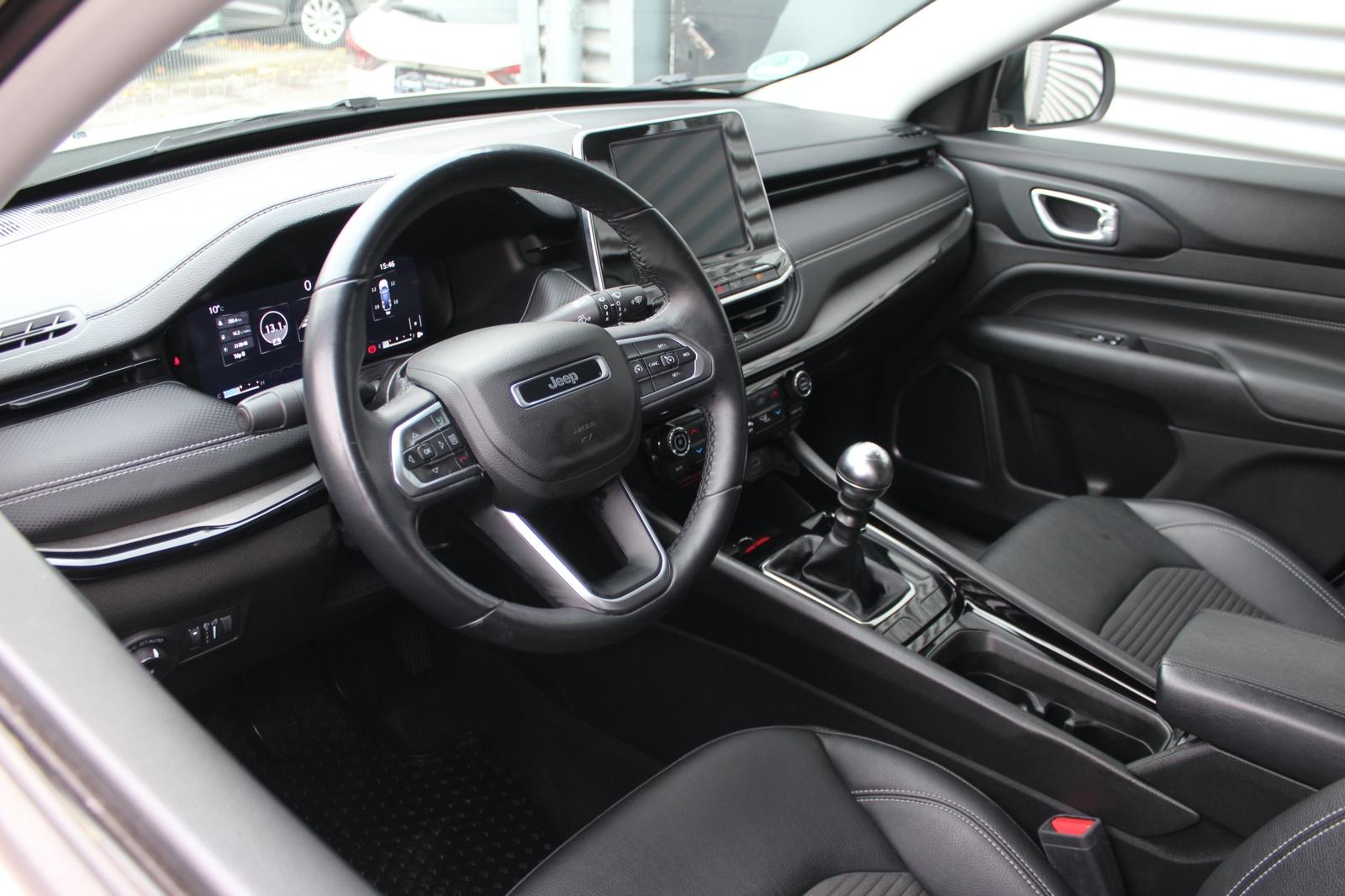 Jeep COMPASS LONGITUDE FWD KLIMA LED PDC 6.GANG