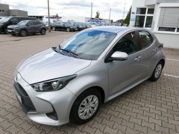 Toyota Yaris - 4