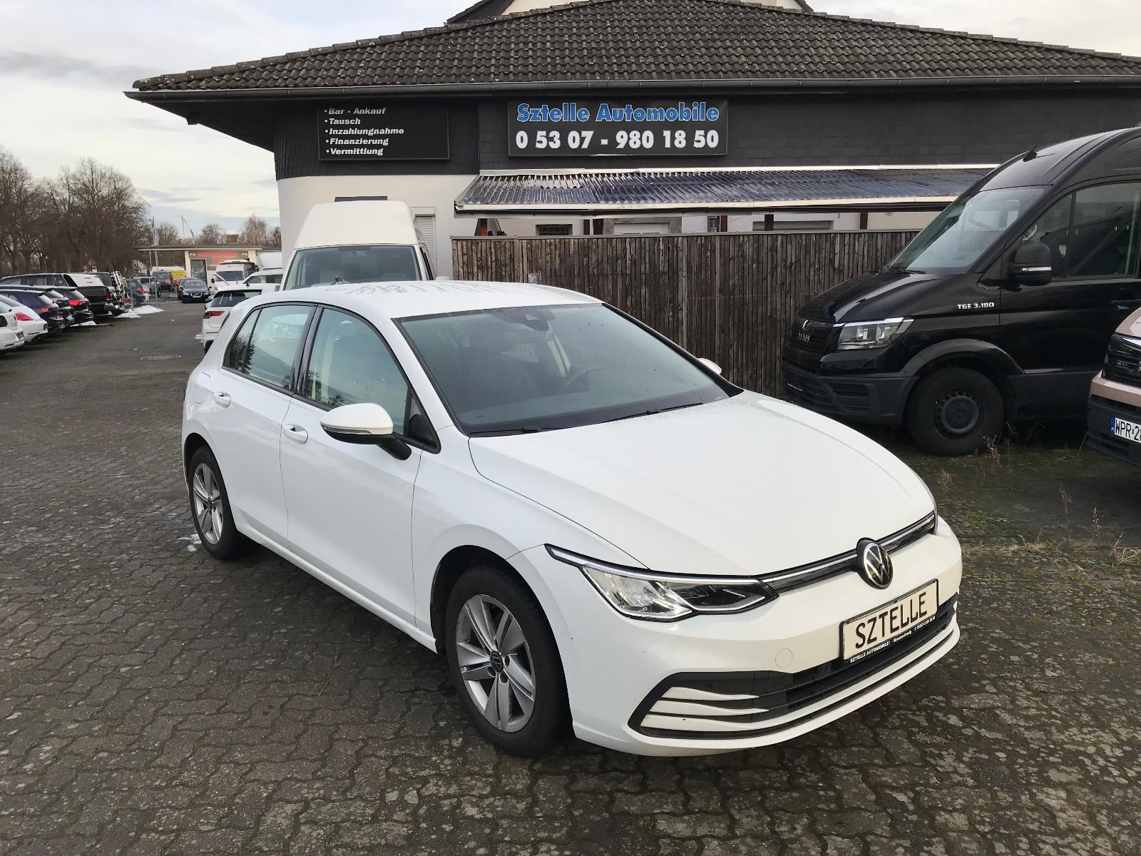 Volkswagen Golf VIII Lim. Life *DIGI-TACHO*ACC*