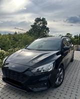 Ford  Focus Turnier ST-Line  Virtual Cockpit | Carbon