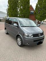 Volkswagen VW Multivan - VW T5 Multivan in Lübeck