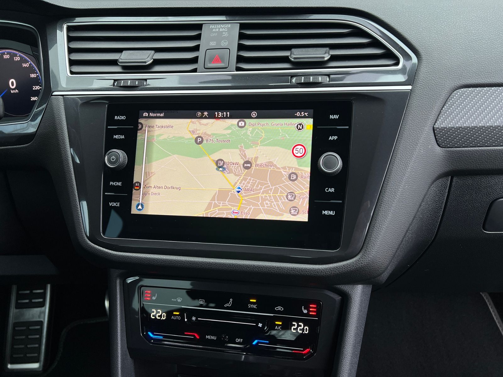 Fahrzeugabbildung Volkswagen Tiguan Allspace R-Line 2.0 TDI DSG 4MOTION *AHK,