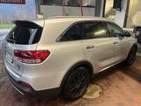 Kia Sorento 2.2 CRDi AWD Platinum Edition Automa... - gebrauchte Kia Sorento aus dem Jahr 2016