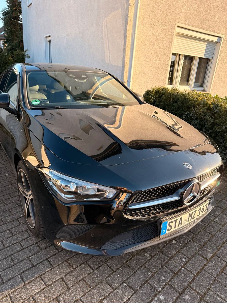 MERCEDES-BENZ Mercedes CLA 200 Shooting Brake