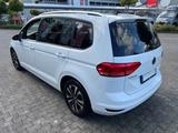 Volkswagen Touran UNITED *7-SITZER*PANO*NAVI*12/2020*150PS* - VW Touran Gebrauchtwagen in Köln
