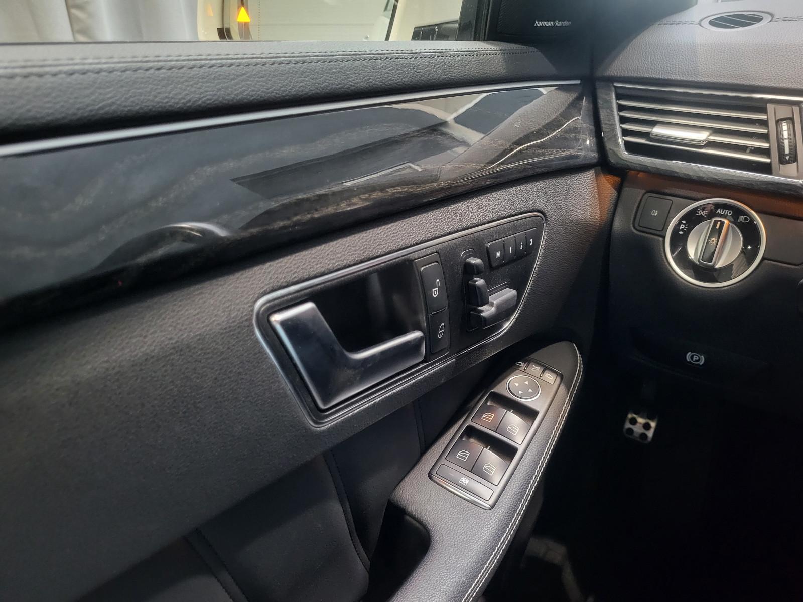 MERCEDES-BENZ CLASSE E 500 CGI V8 408ch BVA AMG LINE - TOIT PANORAMIQUE - CUIR NAPPA - HARMAN KARDON - SUSPENSION PNEUMATIQUE - CAMÉRA DE RECUL