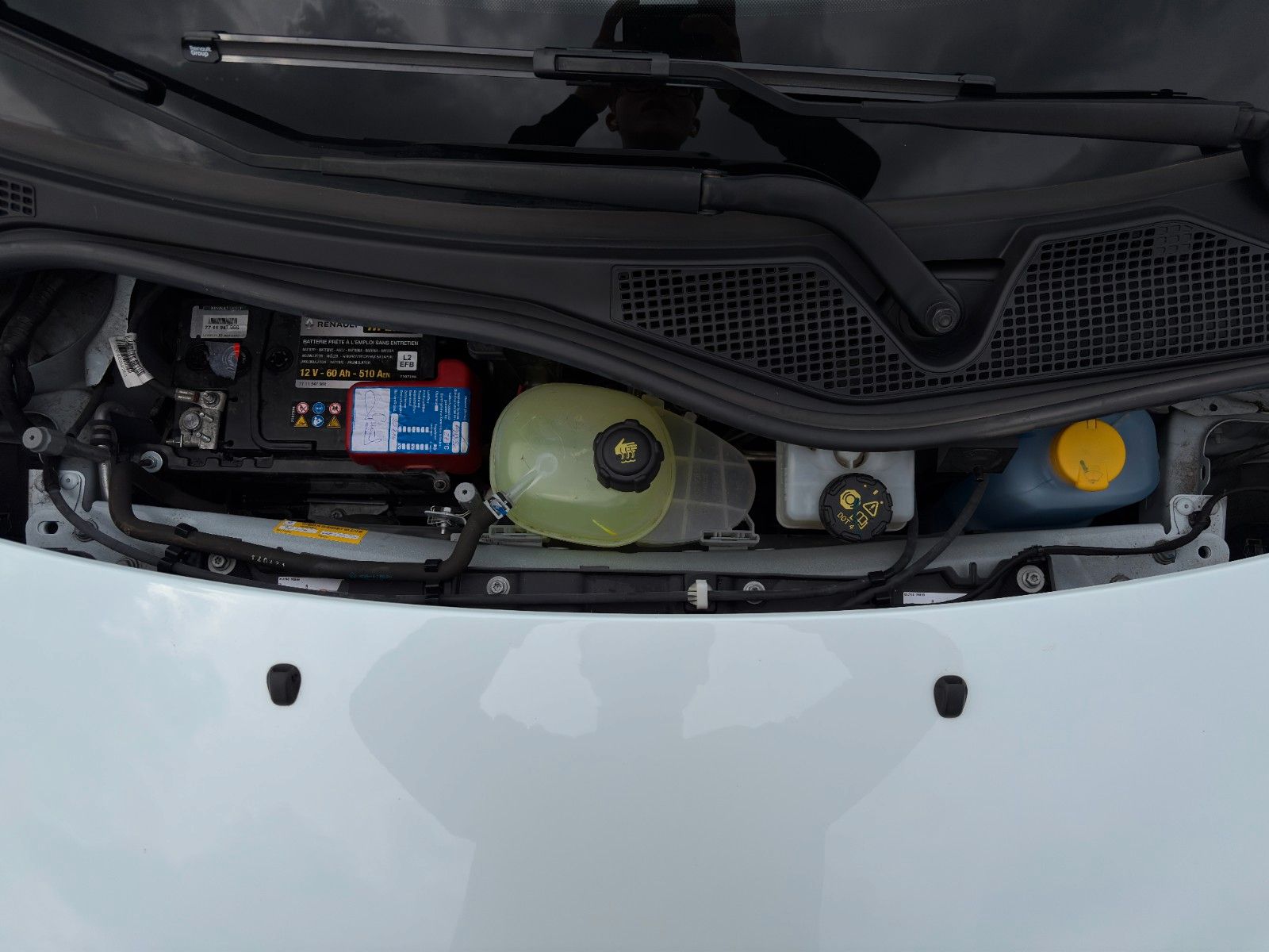 Fahrzeugabbildung Renault Twingo Vibes Electric SHZ CAM BT Temp. CarPlay