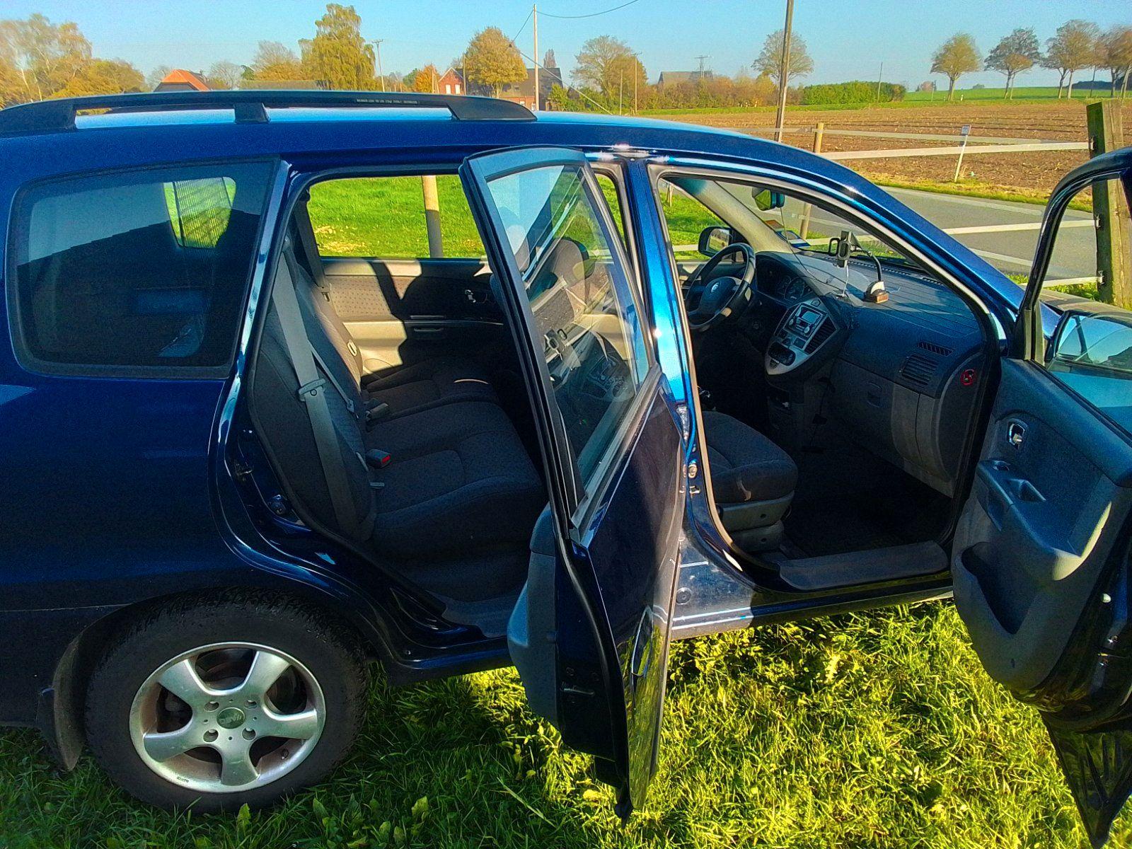 Kia Carens 2006 — photo 8