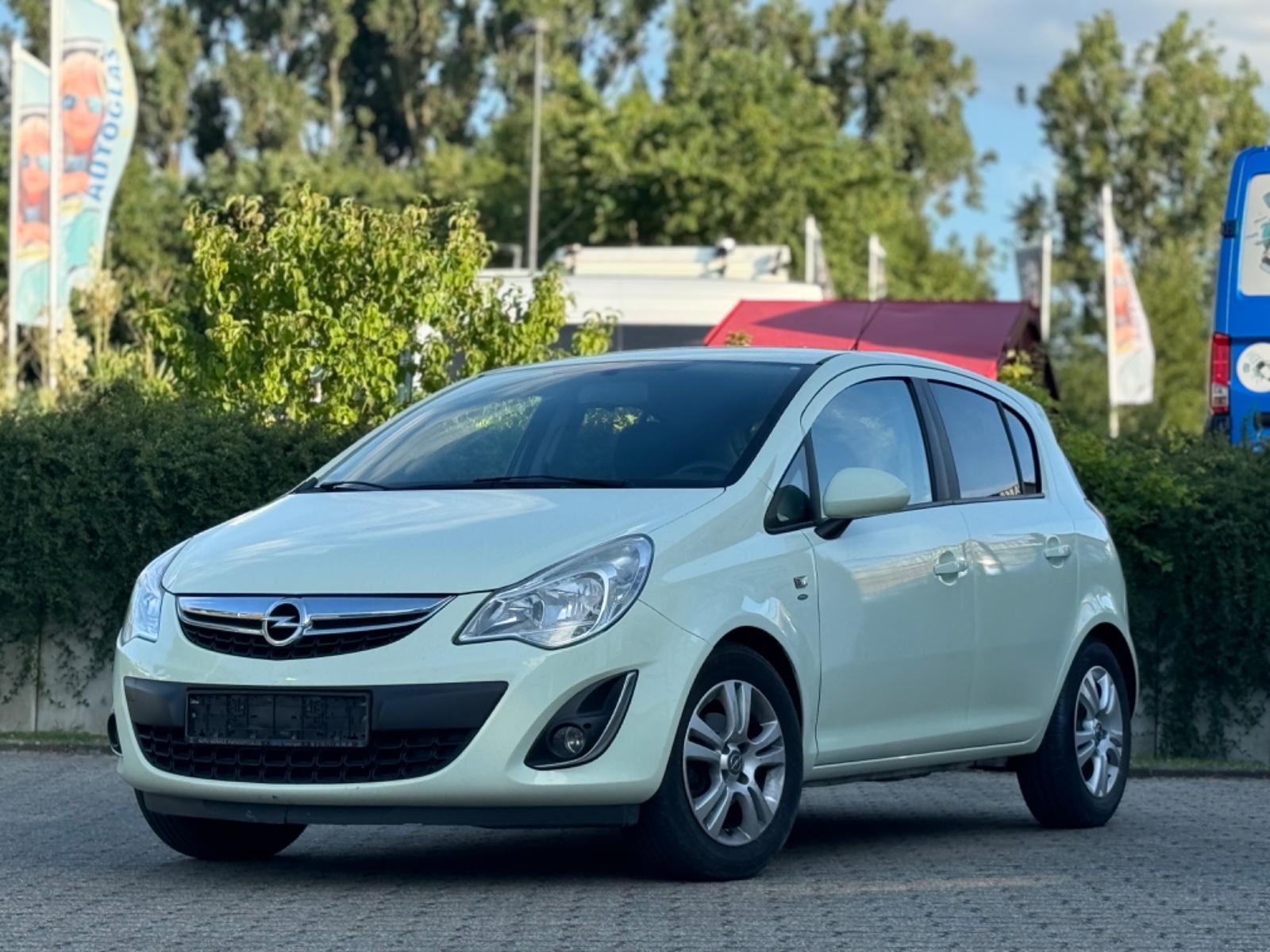 Opel Corsa D Satellite*PDC*KLIMA*TÜV Neu*
