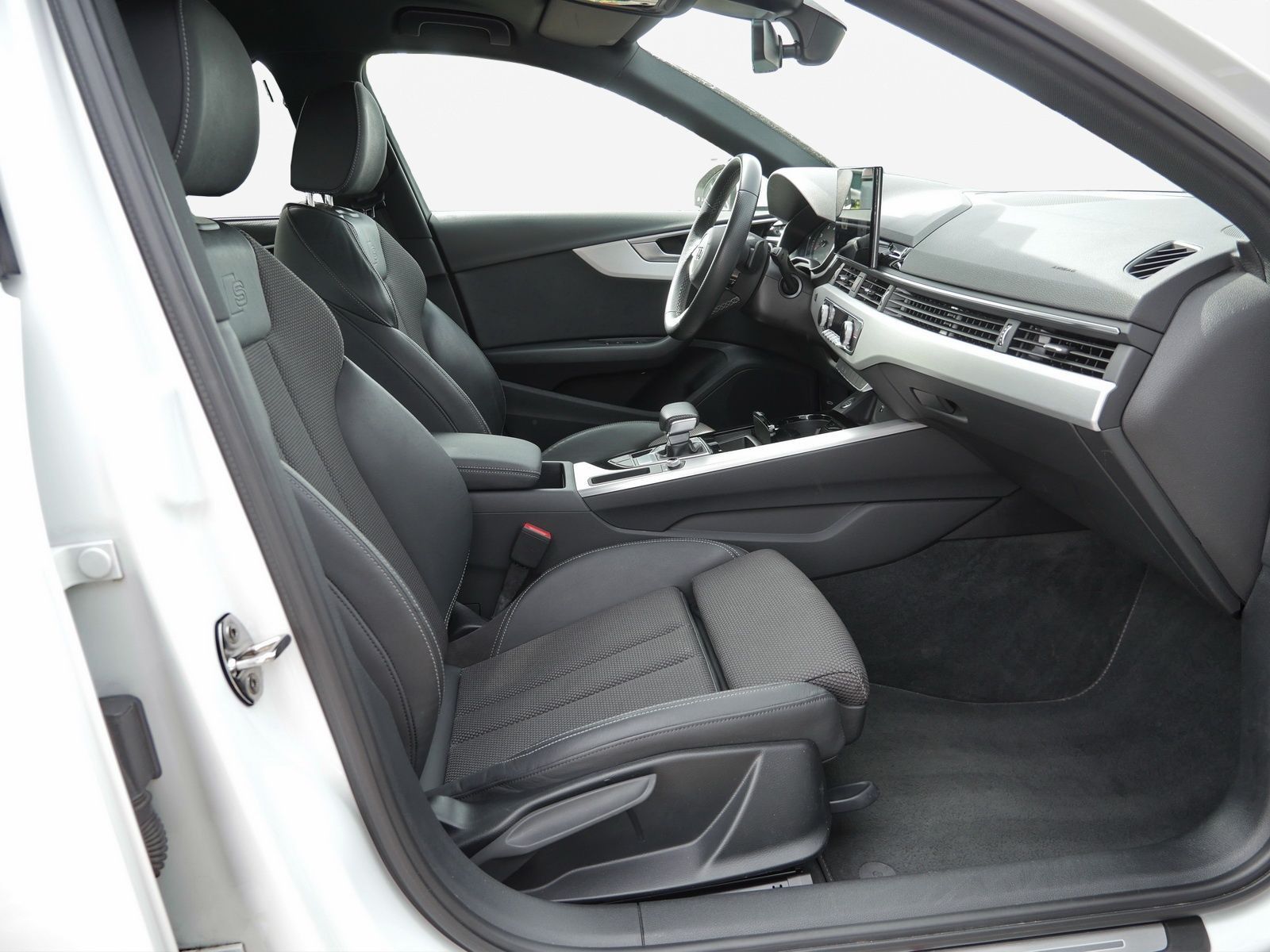 Audi A4 - Bild 4