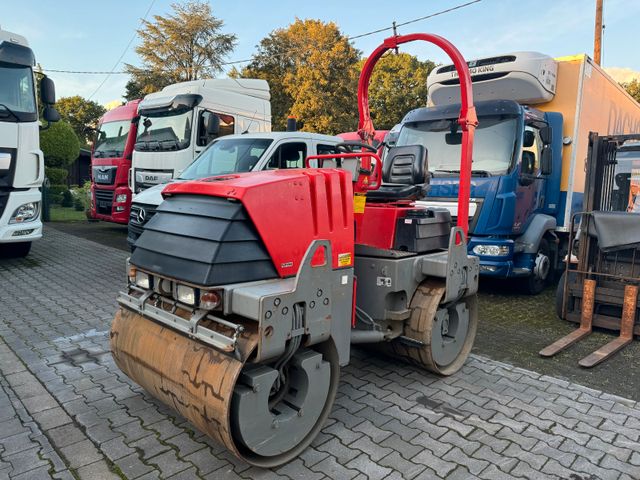 Ammann AV40-2. 4000kg