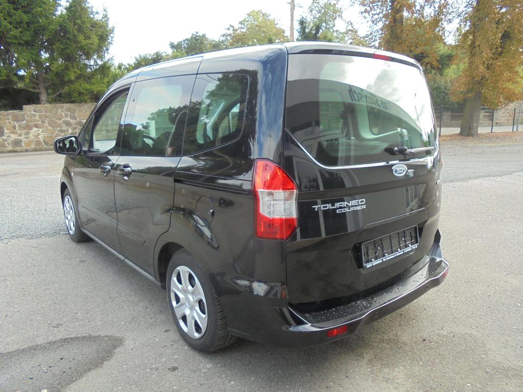 Ford Tourneo Courier