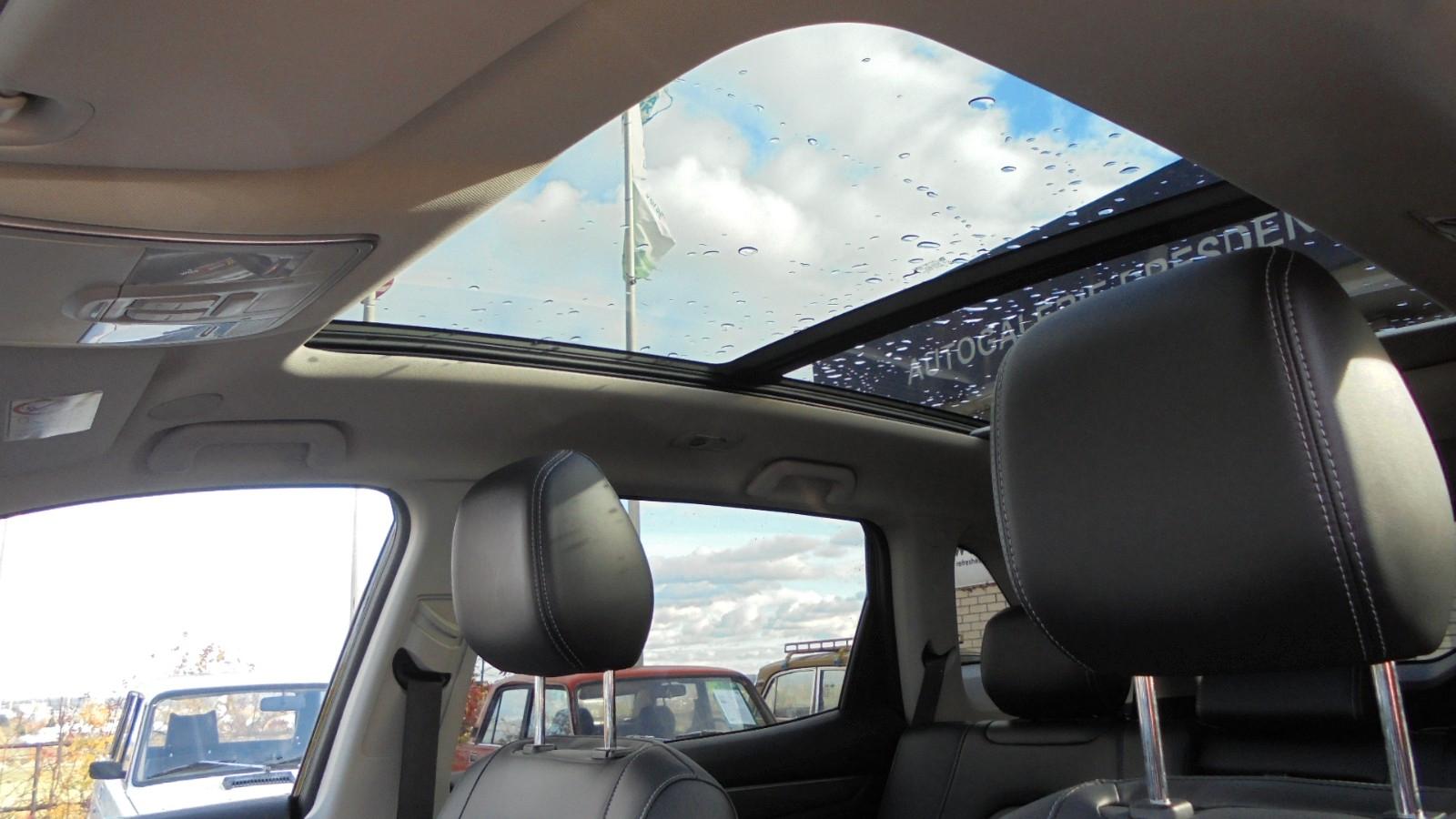 DFSK Fengon E5 PHEV Hybrid 7-sitzig, Allwetterreifen,