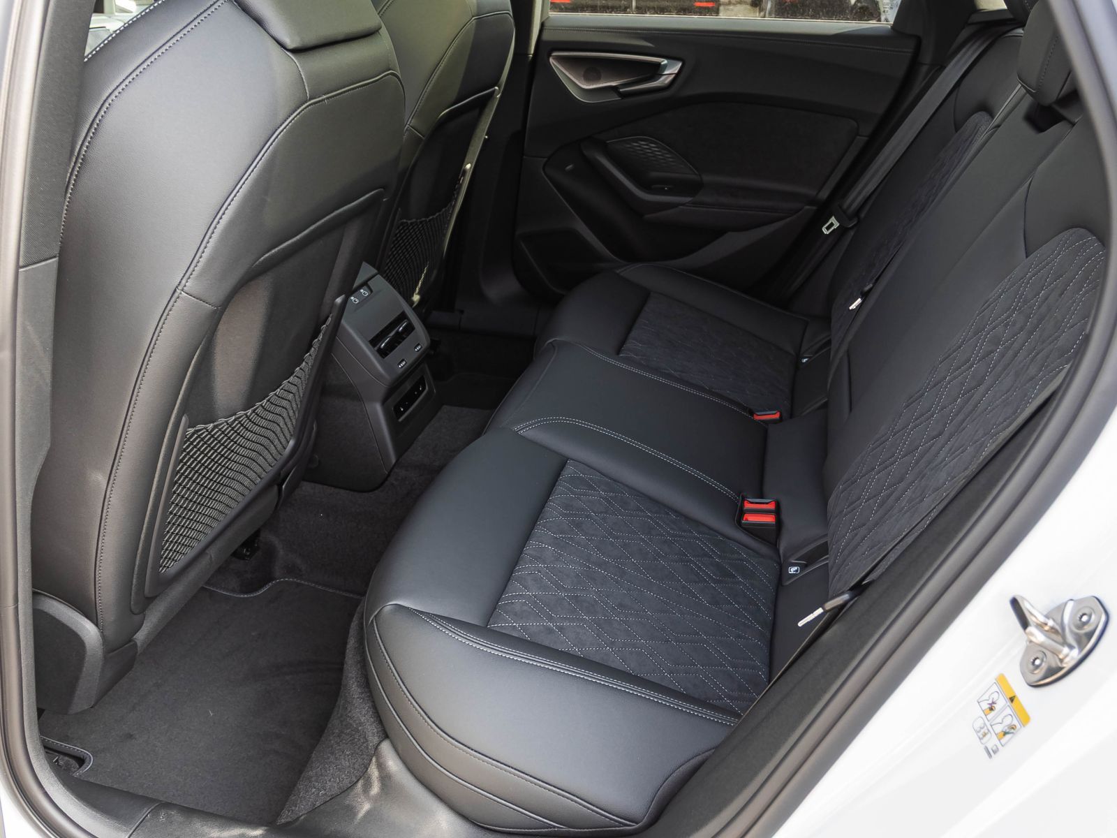 Audi S5 - Bild 15