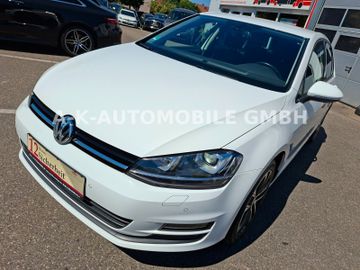Volkswagen Golf - 2
