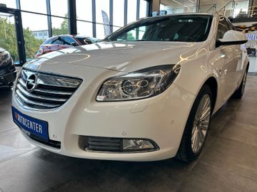 Opel Insignia A Sports Tourer Sport 4x4 *Xenon*1Hand*