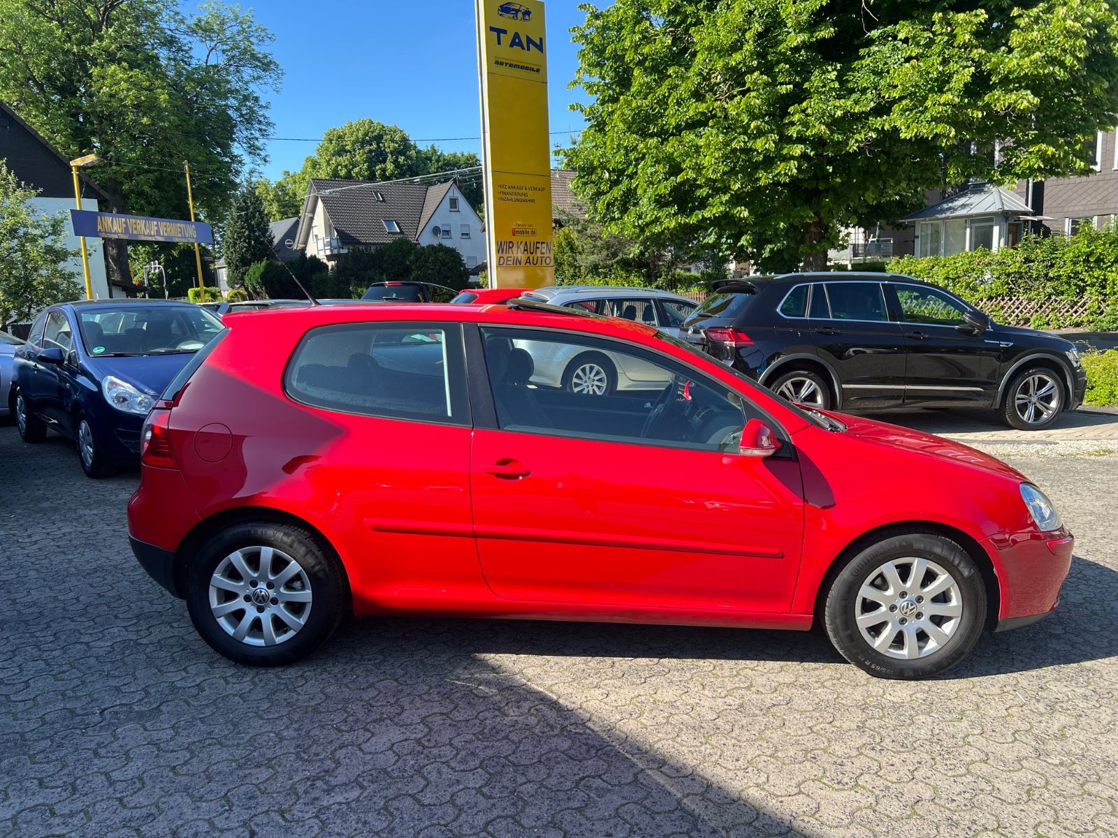 Fahrzeugabbildung Volkswagen Golf V 2.0 Comfortline 1.HAND*SERVICE NUR BEI VW