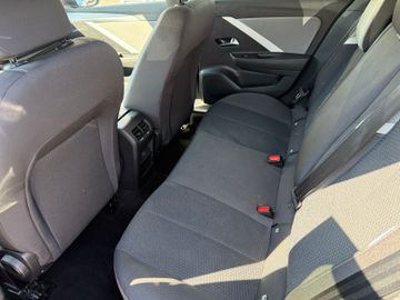 Opel Astra L Sports Tourer Busi Edit.+AHK+LED+LkHz+Sh
