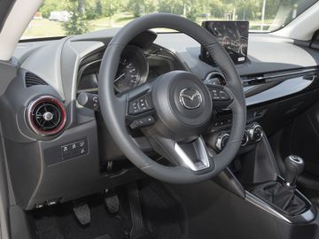 Mazda 2 Homura 90PS SitzheizungRückfahrkameraLED