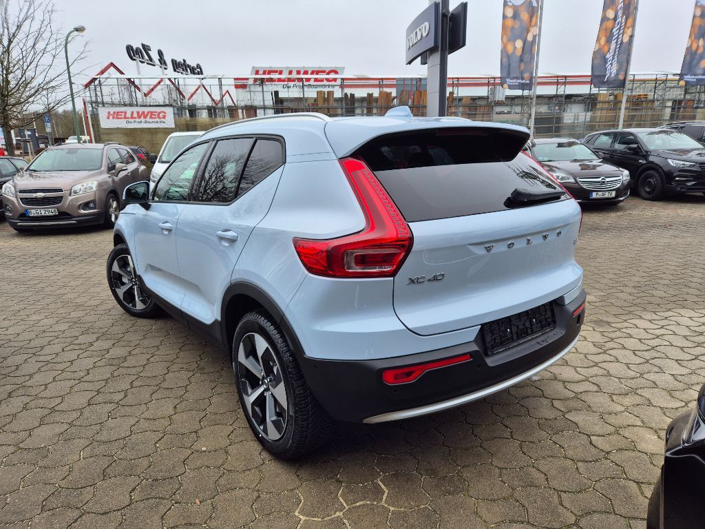 Fahrzeugabbildung Volvo XC40 B3 B DKG Core+BusinessPak+Allwetter+SOFORT