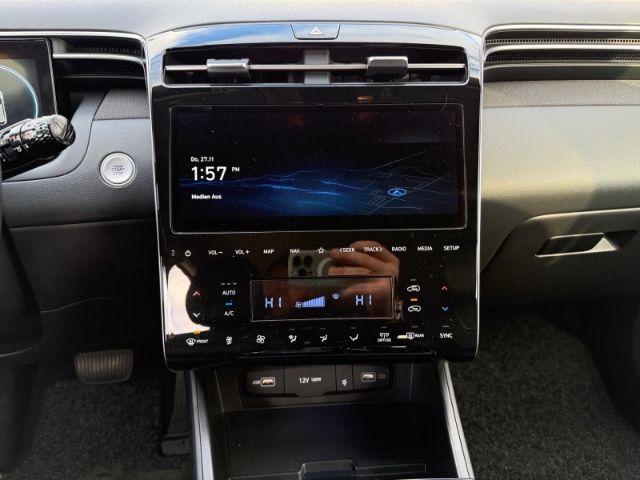 Fahrzeugabbildung Hyundai Tucson Prime Mild-Hybrid 4WD +LEDER+LED+RFK+PDC+