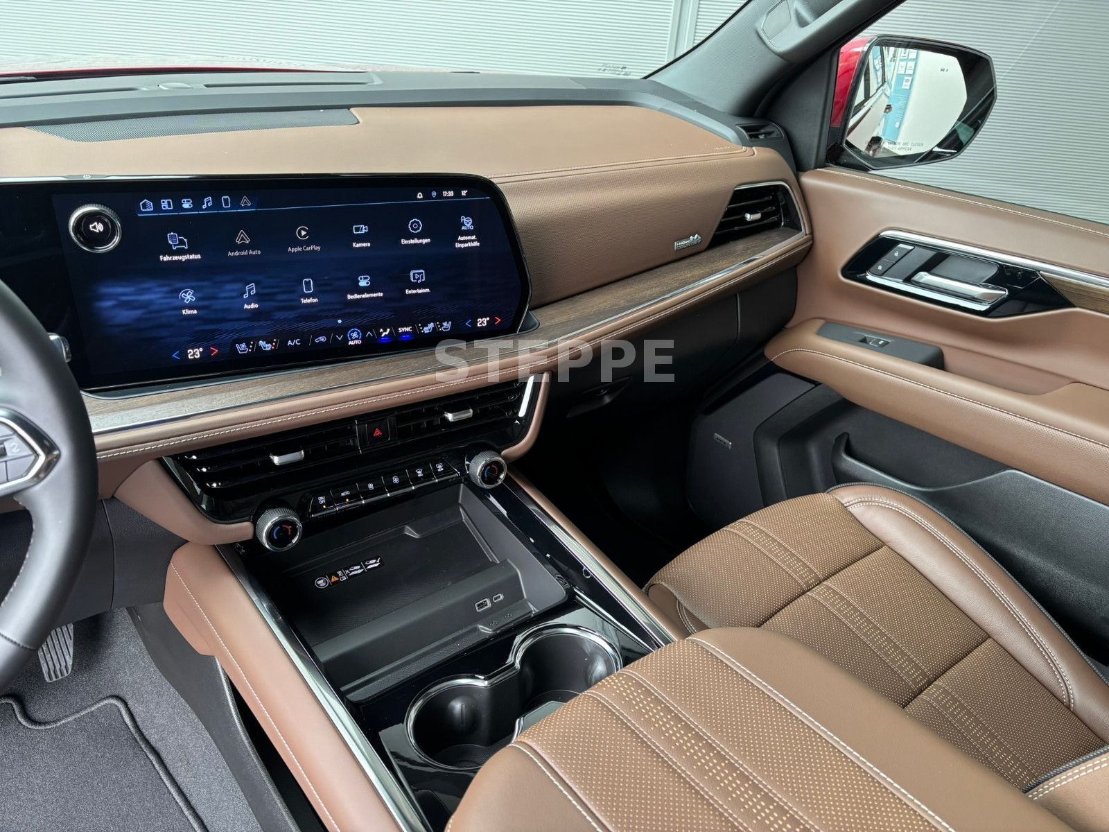 Chevrolet MY26 Suburban 6,2 High Country AHK  24" Luftfed.