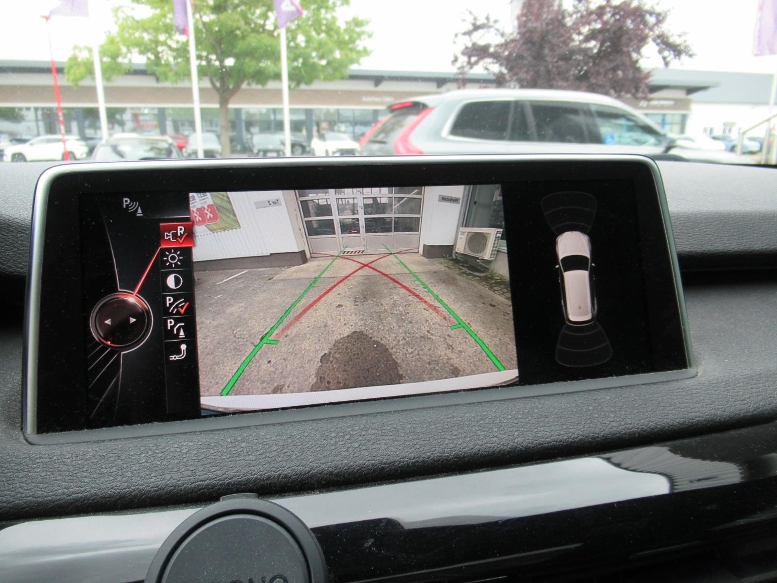 BMW X5 50i M Sport M PAKET*PANO*HEAD UP*AHK*7 SITZER
