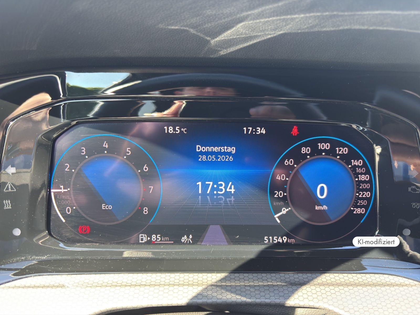 Volkswagen Golf VIII GTI 2.0 TSI RFK PANO SHZ CARPLAY LED, миниатюра 10